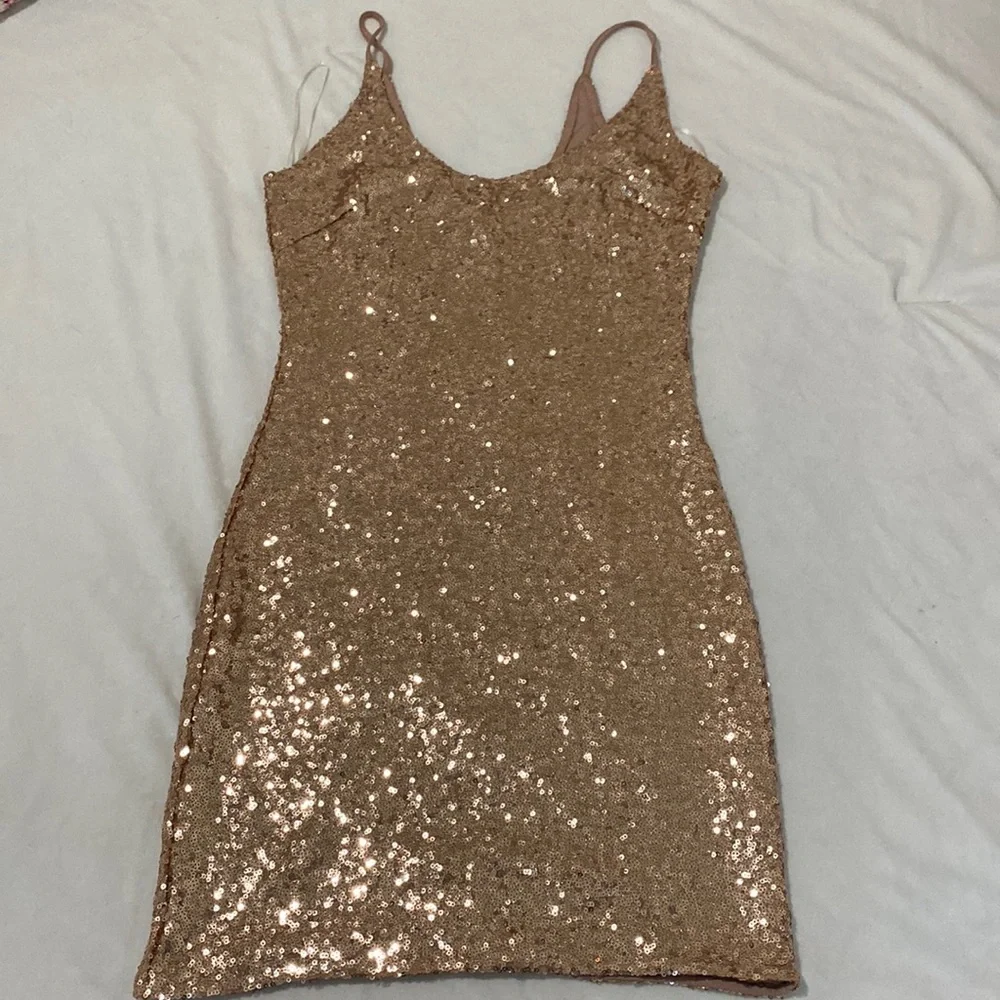 SOLD. Fashion nova sequin dress - Picture 3 of 7